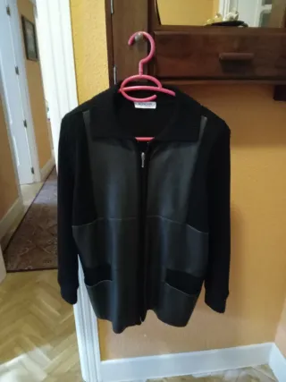 Chaqueta de señora negra