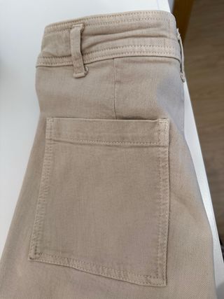 Pantalón Zara beige recto talle alto