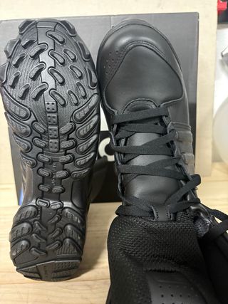 Botas talla 44 ADIDAS GSG 9.2. COD1