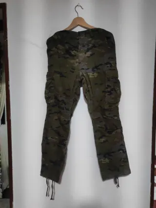 Uniforme Boscoso Pixelado Talla 12