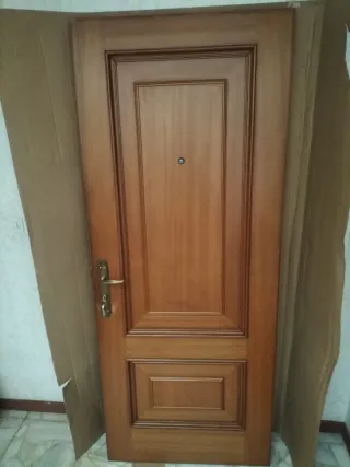 Puerta de interior madera