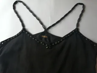 Top negro fiesta con abalorios Tintoretto