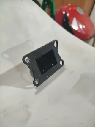 Caja de láminas Malossi VL6