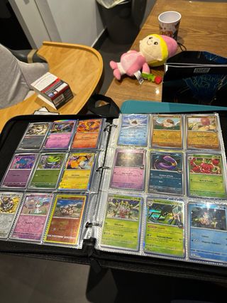 Cartas Pokémon: 151, Fuegos Fantasmales, Mega