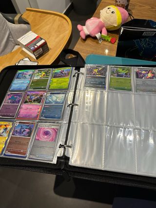 Cartas Pokémon: 151, Fuegos Fantasmales, Mega