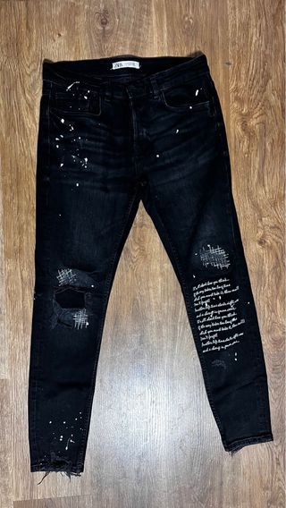 Pantalones vaqueros Zara negros rotos talla 40