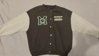 Chaqueta Beisbol Marrón y Blanca