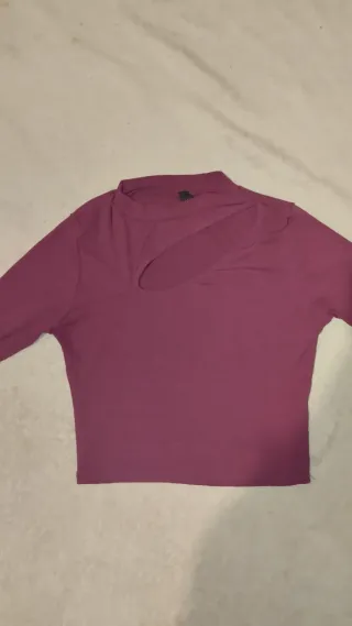 Top asimétrico burdeos