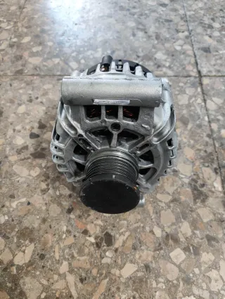 Alternador para mini Valeo A616938A FG15T072