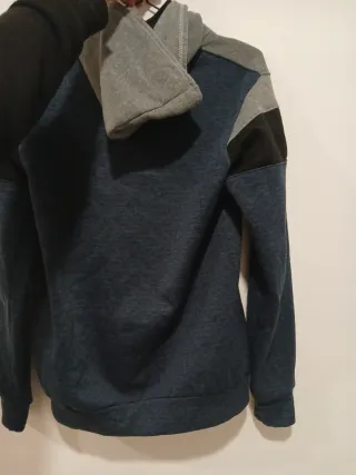 Sudadera Adidas gris y azul
