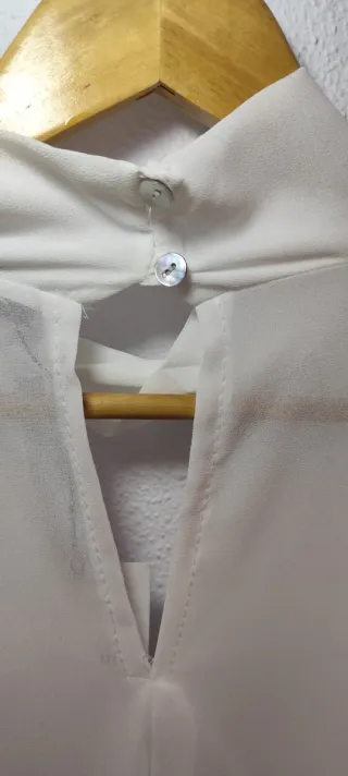 Blusa Renatta & Go blanca semitransparente