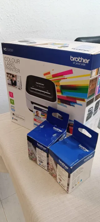 Impresora de etiquetas Brother VC-500W