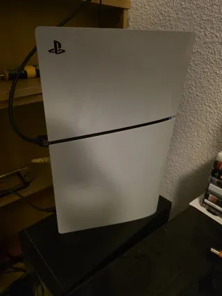 Playstation 5 Slim/2 mandos solo un año de uso