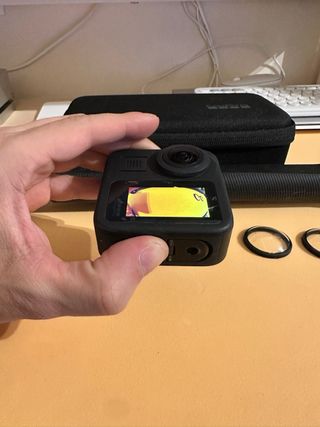 GoPro 360 con Palo Invisible