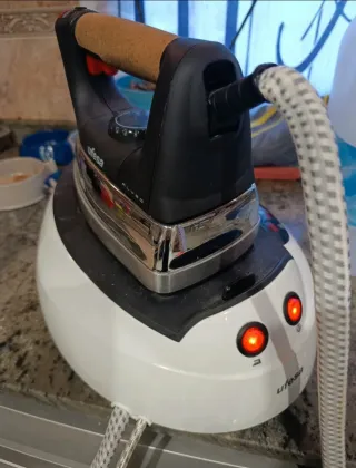 Plancha de vapor UFESA