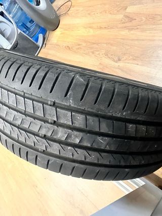 Llantas con neumáticos