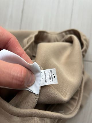 Chándal Nike Tech Fleece Beige.