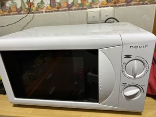 Microondas Nevir Blanco