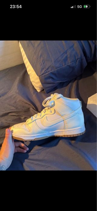 Nike Dunk High Beige/Blanco