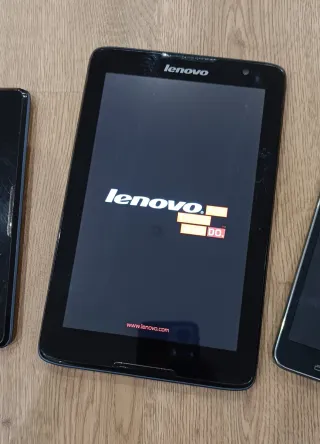 Lote 3 Tablets Samsung y Lenovo antiguas