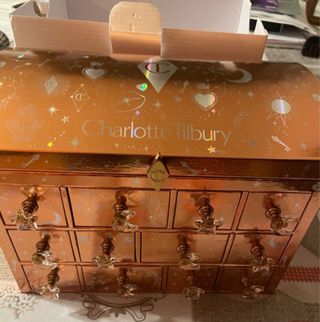 Charlotte Tilbury Caja de Joyas Rosa Dorado