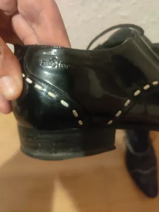 Zapatos negros de diseño