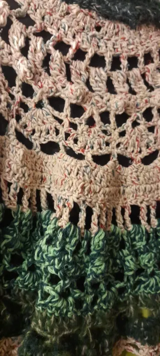 Traje casera mujer talla m/l rojo, negro, verde