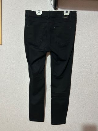 Pantalones negros con parches jeans talla M stradi