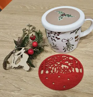 Tazza Natale con Coperchio Decorata