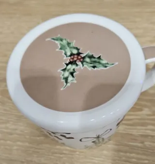 Tazza Natale con Coperchio Decorata