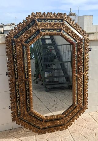ANTIGUO ESPEJO OCTOGONAL DORADO