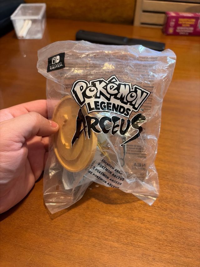 Figura Arceus Nintendo (Pokémon legends Arceus)