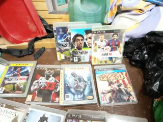 13 Giochi PS3: FIFA, PES, GTA V, 5€ l'unità