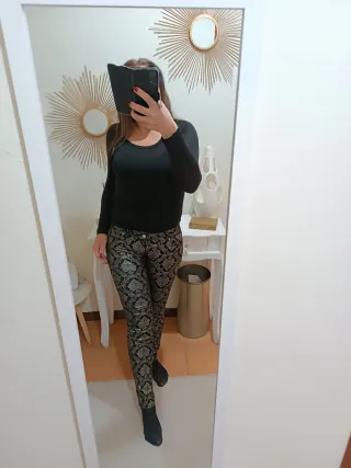 Pantaloni donna neri e dorati