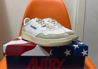 Autry Sneakers Blancas y Negras