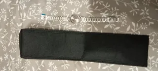 Reloj de pulsera plateado