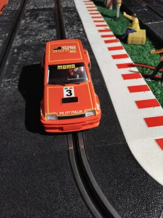 Coche Scalextric Rojo Momo  Italia