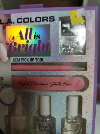 L.A. COLORS Set Manicura Francesa 8 Piezas