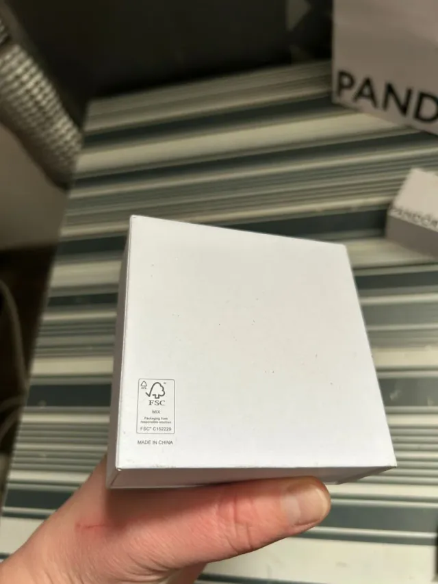 Lote 2 cajas y bolsa de regalo Pandora