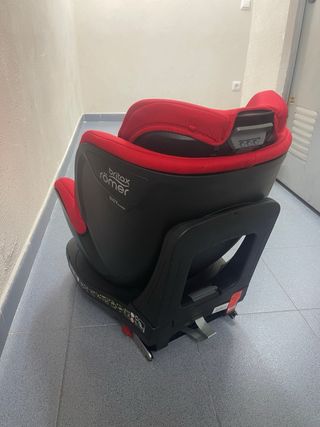 Silla coche Britax Römer roja