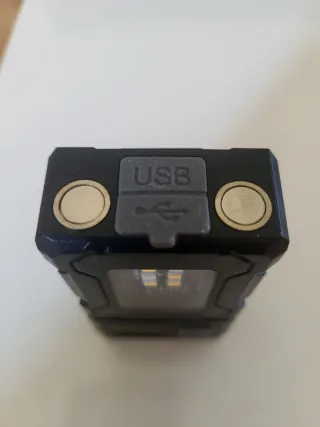 Linterna Táctica LED Negra