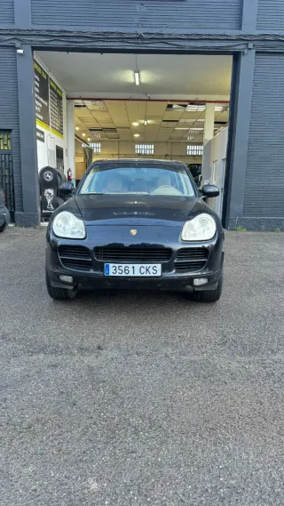Porsche Cayenne 2003