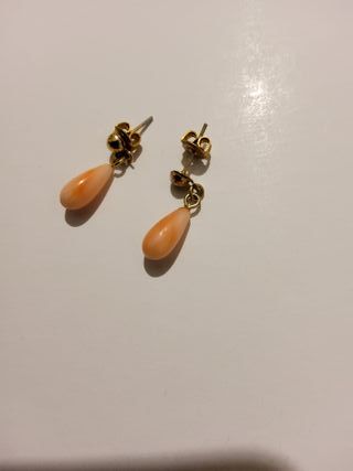 Orecchini pendenti corallo arancione oro