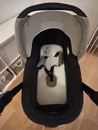 Conjunto Silla Paseo y Capazo Jané