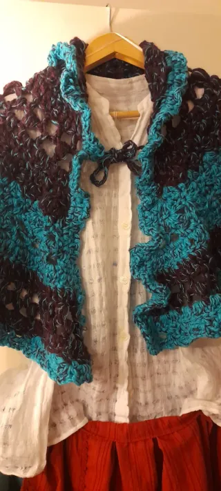 Traje baserritarra, neska, casera chicas altas