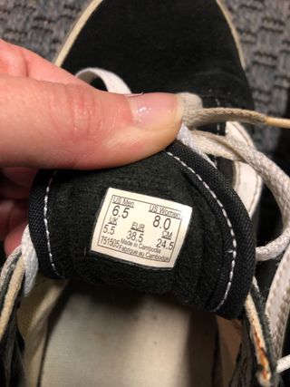 Lote Zapatillas Vans Negras y Blancas