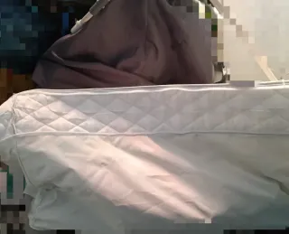 Cuna colecho con colchón y funda.