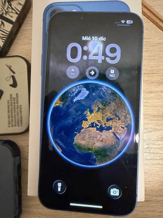 iPhone 13 Azul con Fundas y Protector