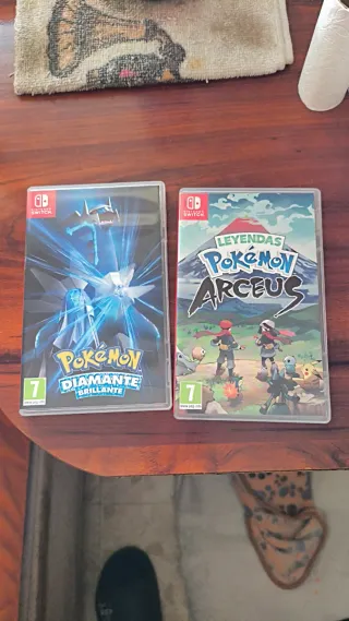 Pokémon Espada,Let's Go Eevee y cajas metálicas.