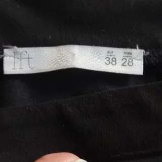 Minifalda negra Lefties